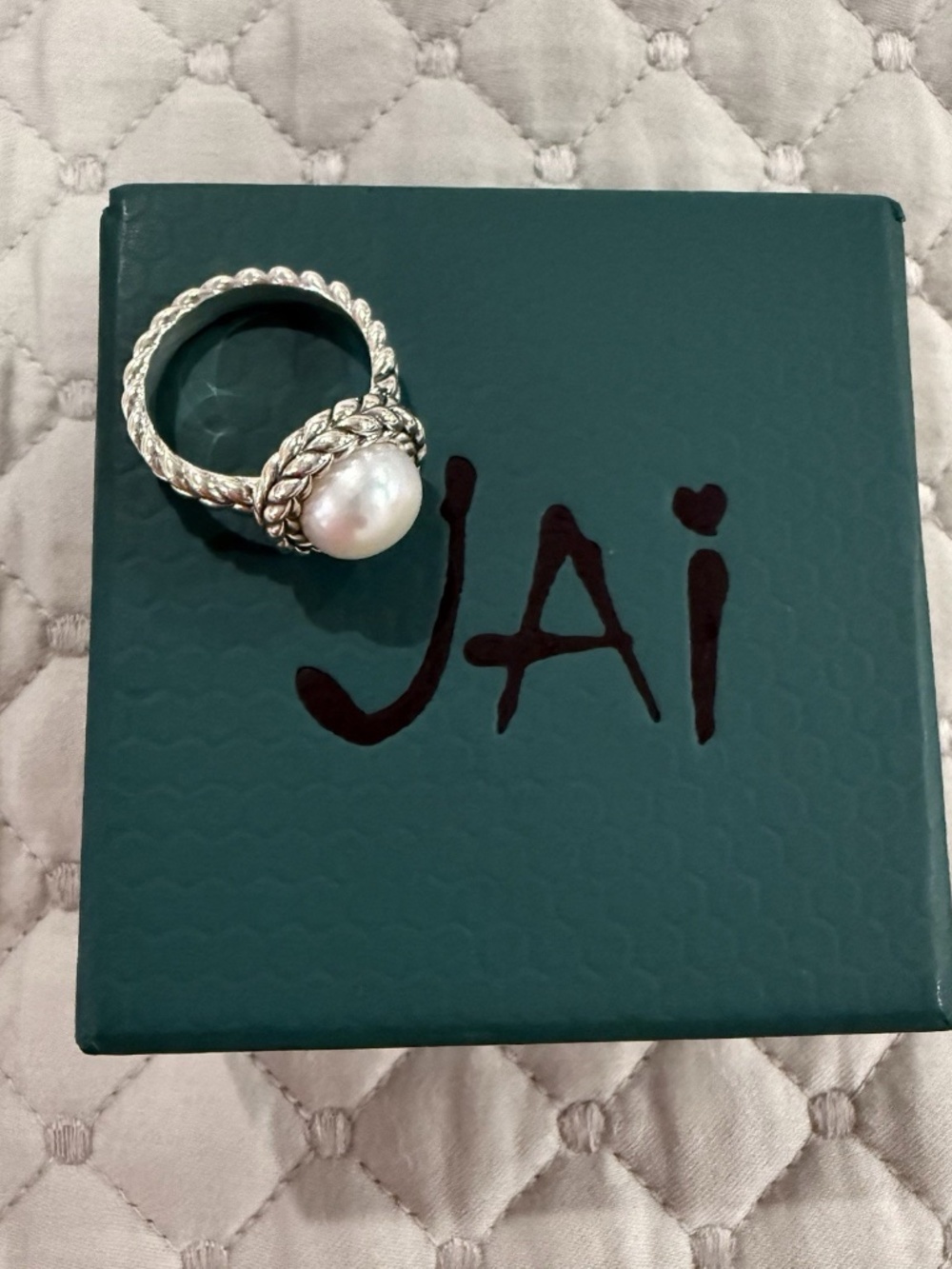 JAI Sterling Silver Cultured Freshwater Pearl Ring- Size 8( NEW)